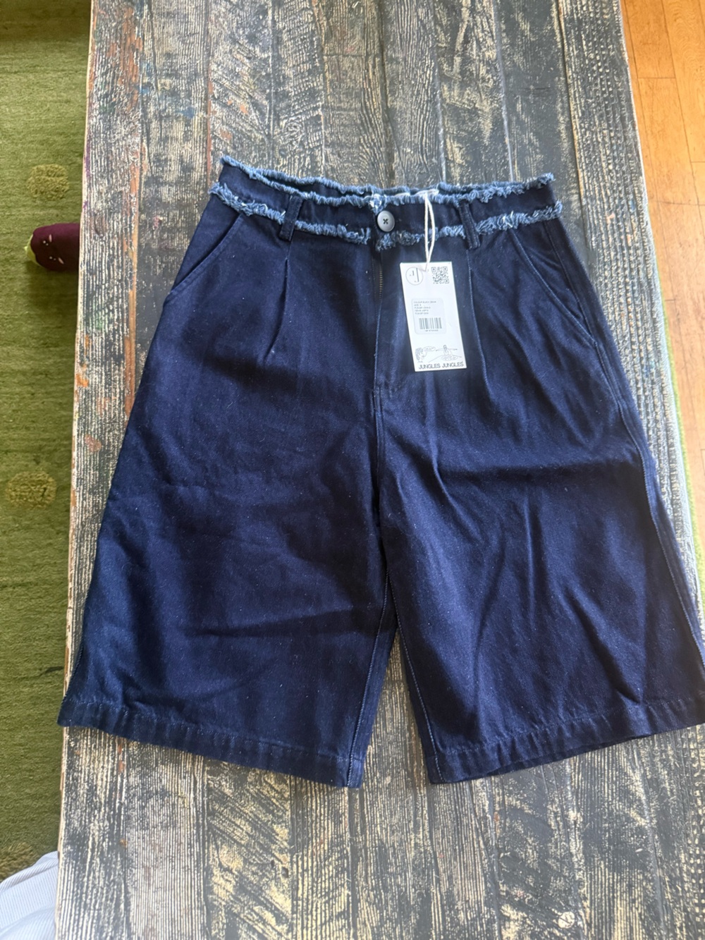 Men's Frayed-Waist Navy Flat Front Shorts